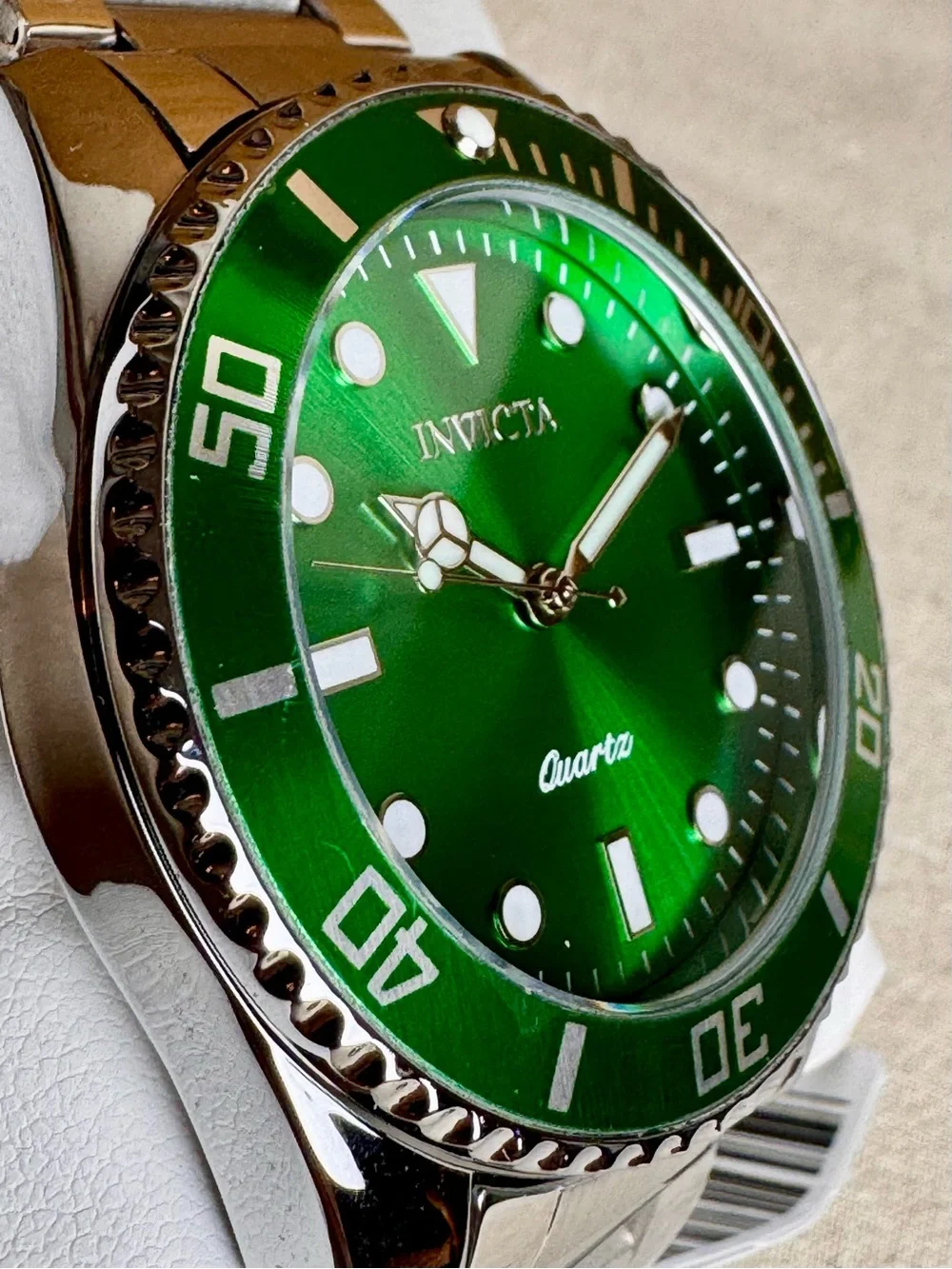 Invicta Green DIal 42mm Men's Quartz Dive Watch NWT